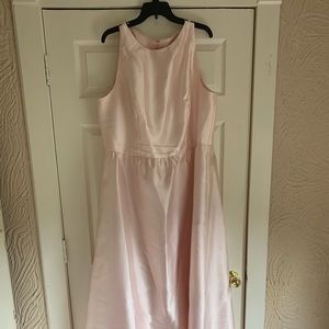 Alfred Sung D707 Sleveless Keyhole Satin Dress